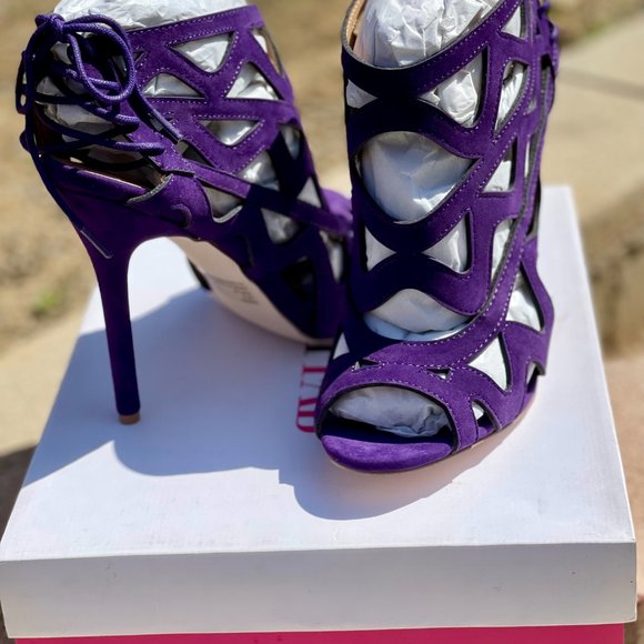 JUST FAB CAGED design Purple Pumps Sz 8.5 - Picture 3 of 3